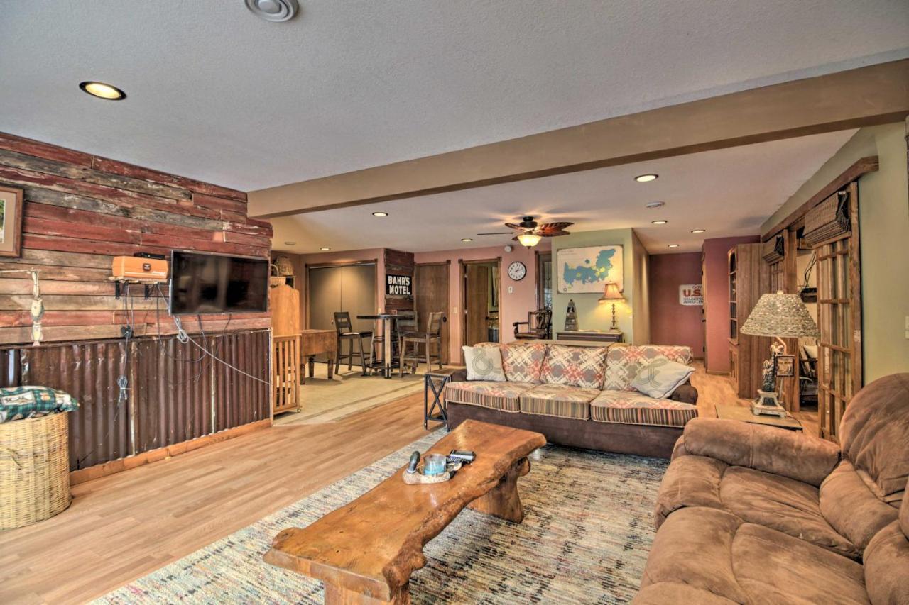 Lakefront Deer River Apt With Dock, Fire Pit And Patio Exteriör bild